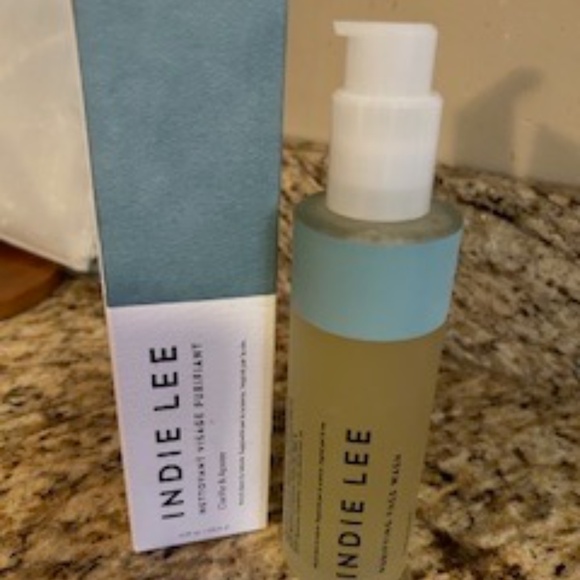 Indie Lee Purifying Face Wash *NEW* - Picture 1 of 9
